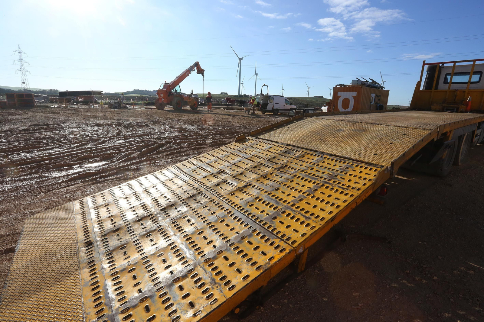 Empiezan las obras de construcción de los parques fotovoltaicos en Jerez