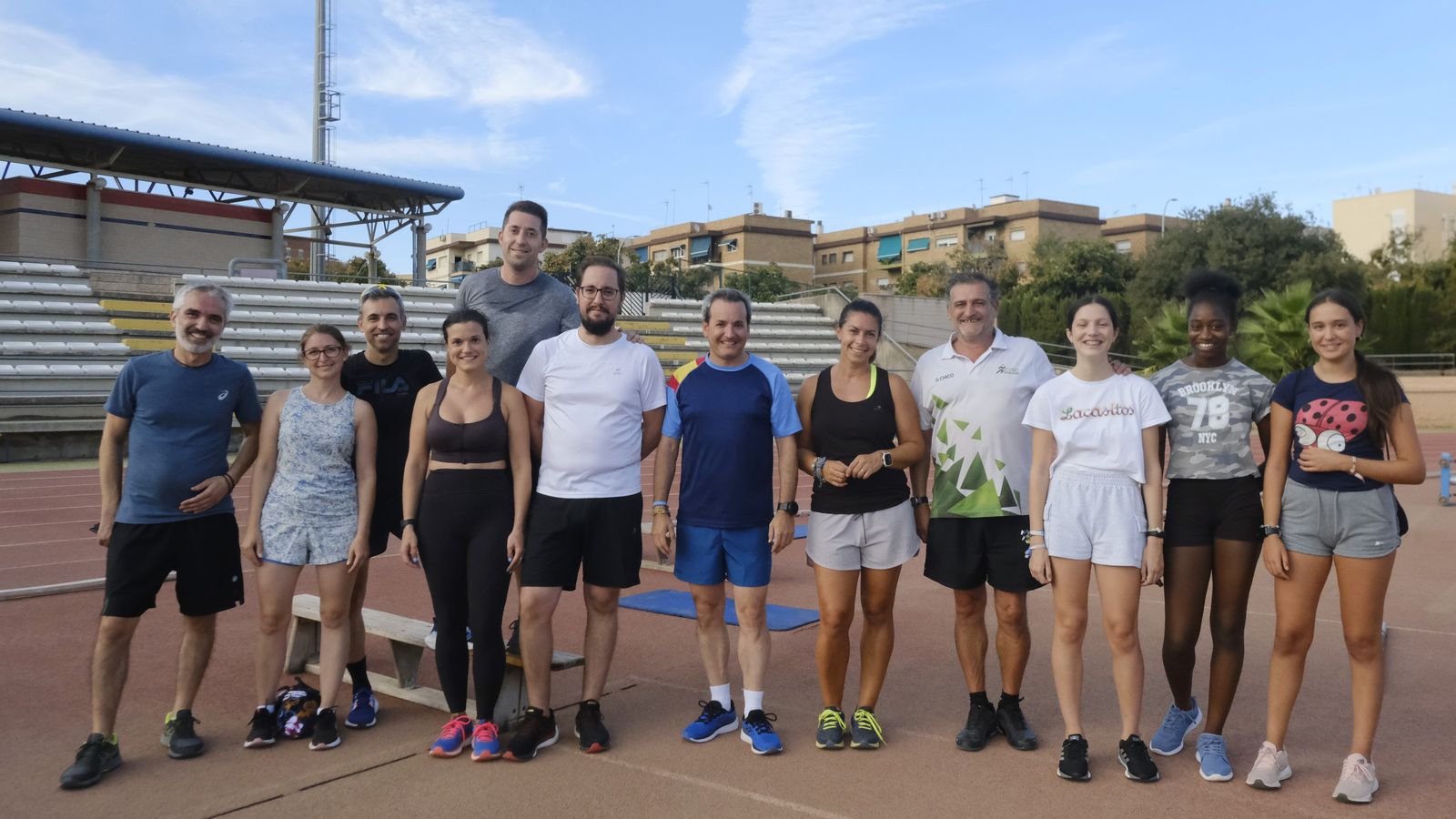 Los atletas del CAC posan para 'el Día' en El Fontanar.