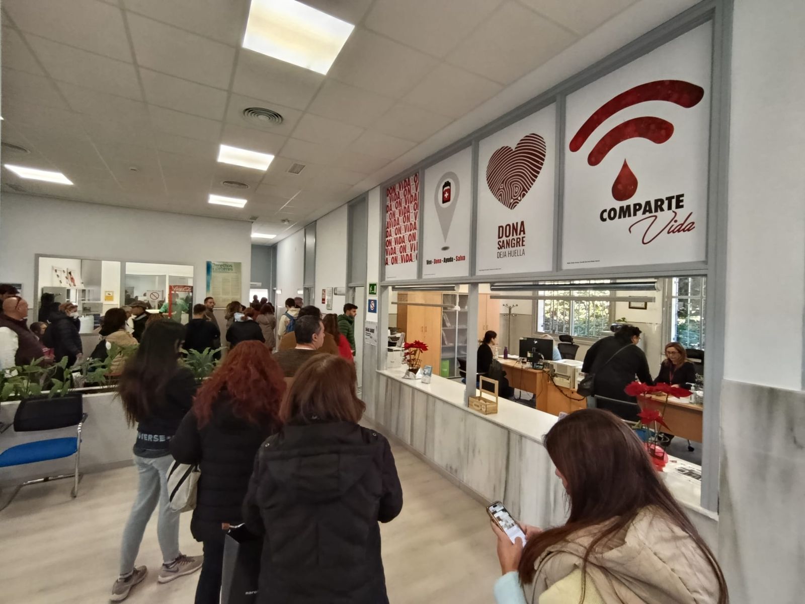 Las imágenes de las largas colas en el Centro de Transfusión para donar sangre en Córdoba