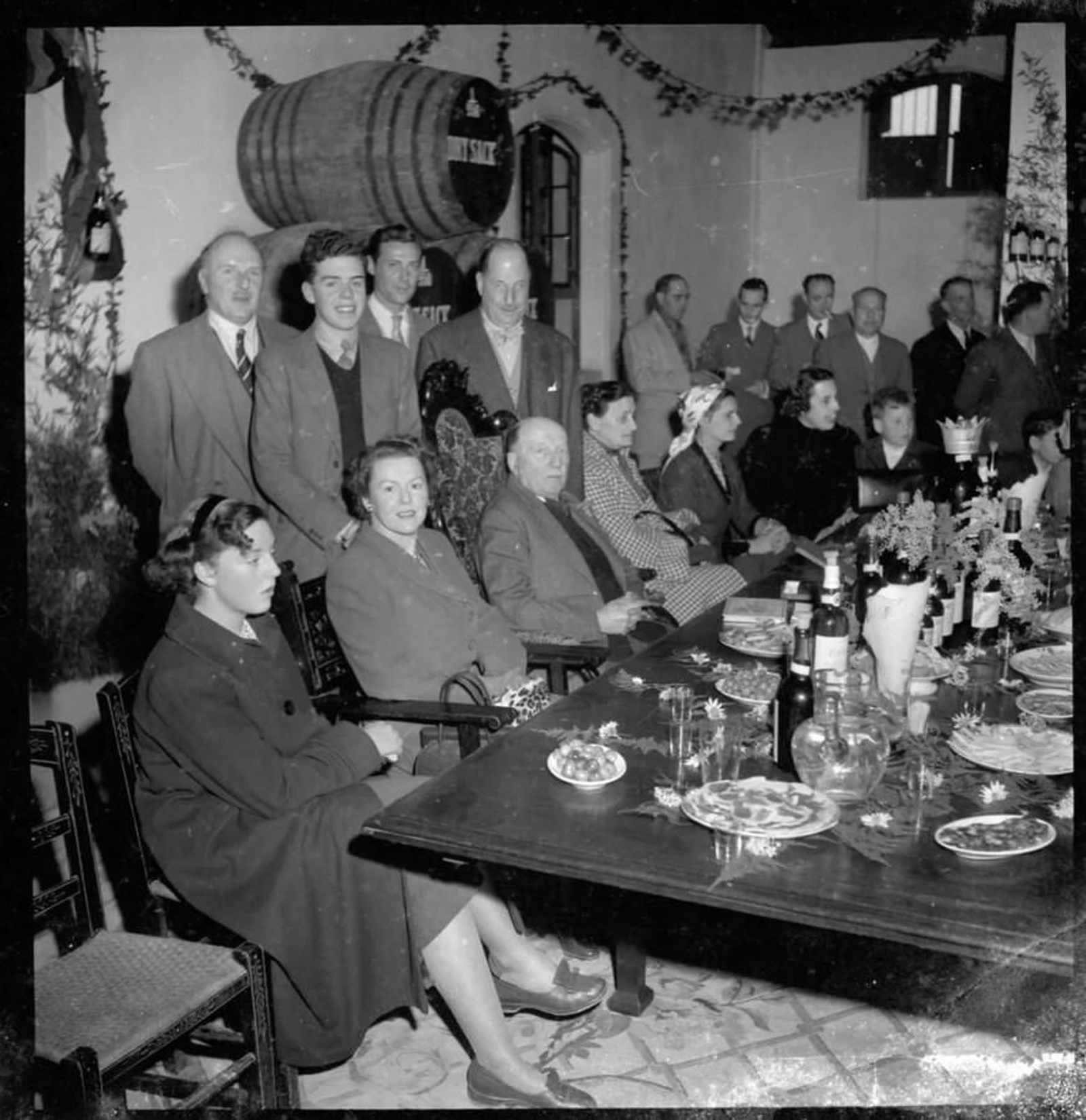 La familia Williams en las bodegas de la calle Paúl.