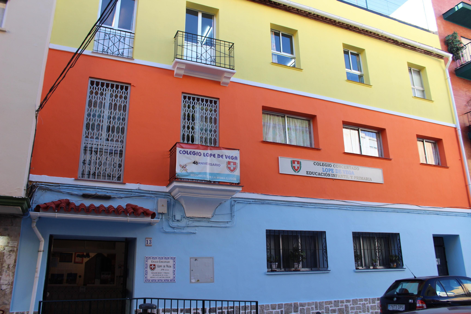Fachada del colegio Lope de Vega de Málaga.