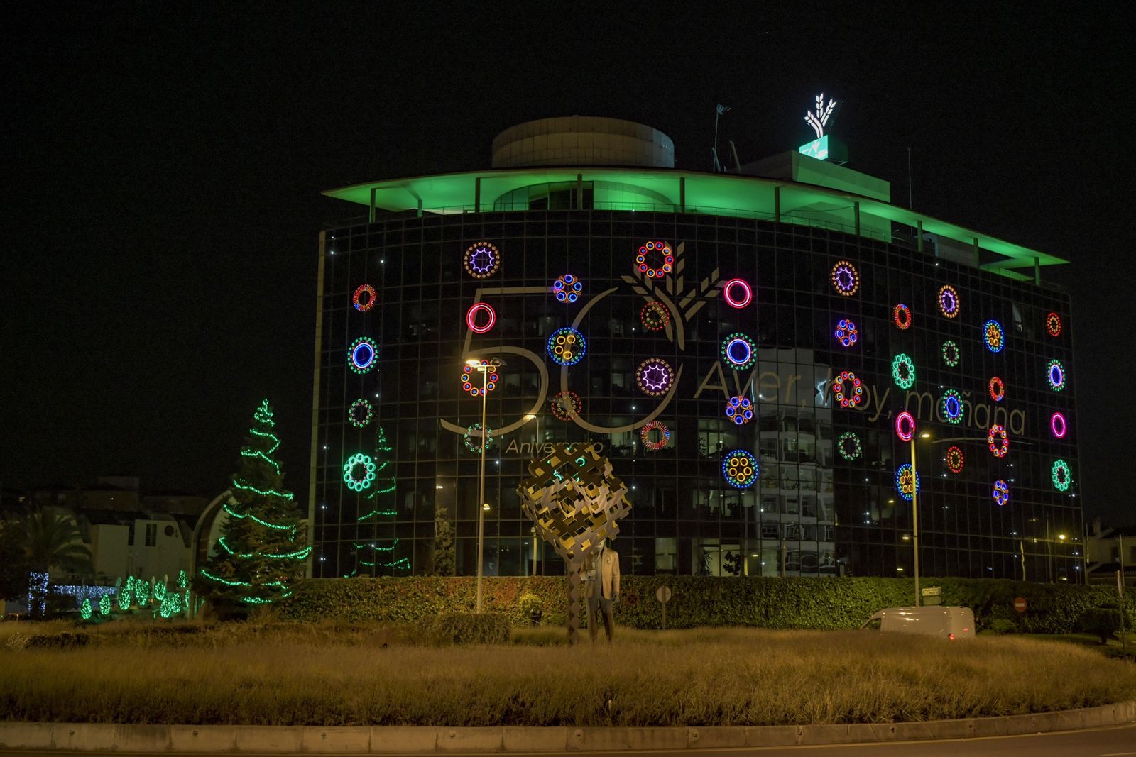 El Banco de Alimentos enciende la Navidad de Caja Rural Granada