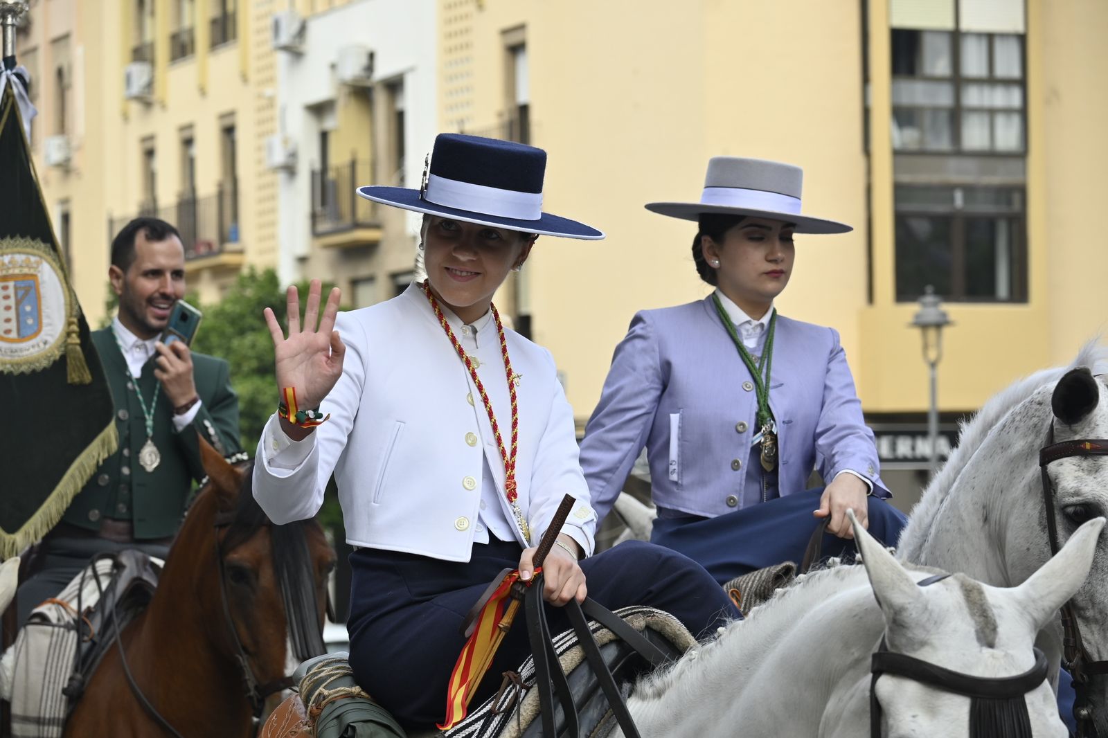 El Rocío 2023: Imágenes de los peregrinos de la Hermandad de Emigrantes