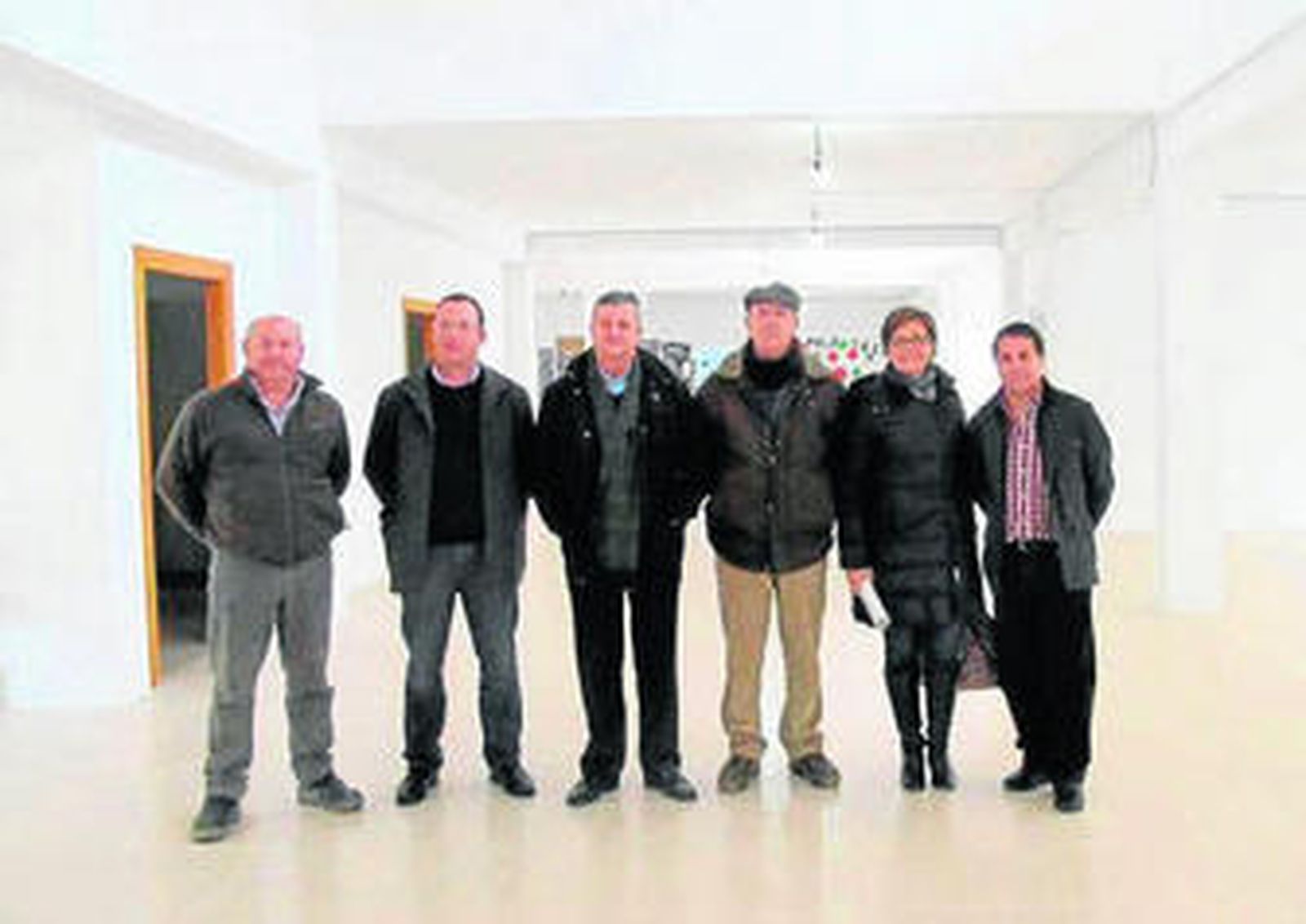 Visita al nuevo local donde se instalará en breve el SAE de Vélez-Rubio.