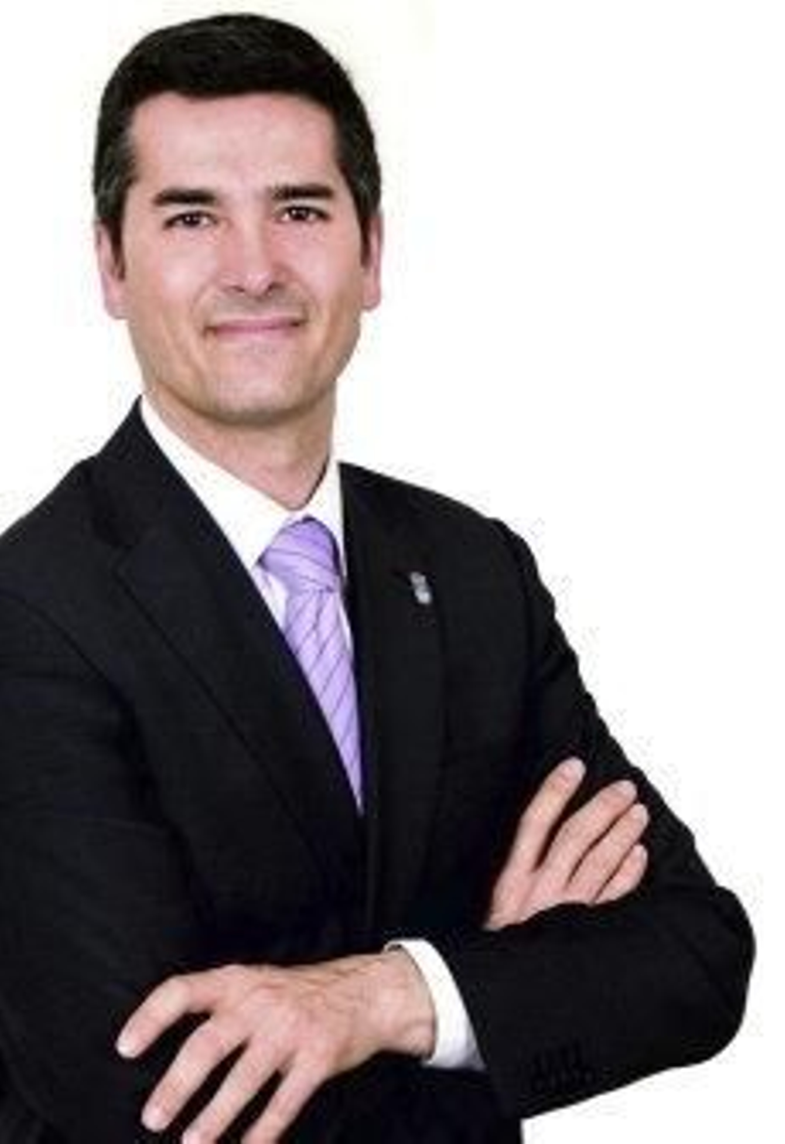 El cura alcalde de Cómpeta dimite para irse de cargo de confianza a la Diputación