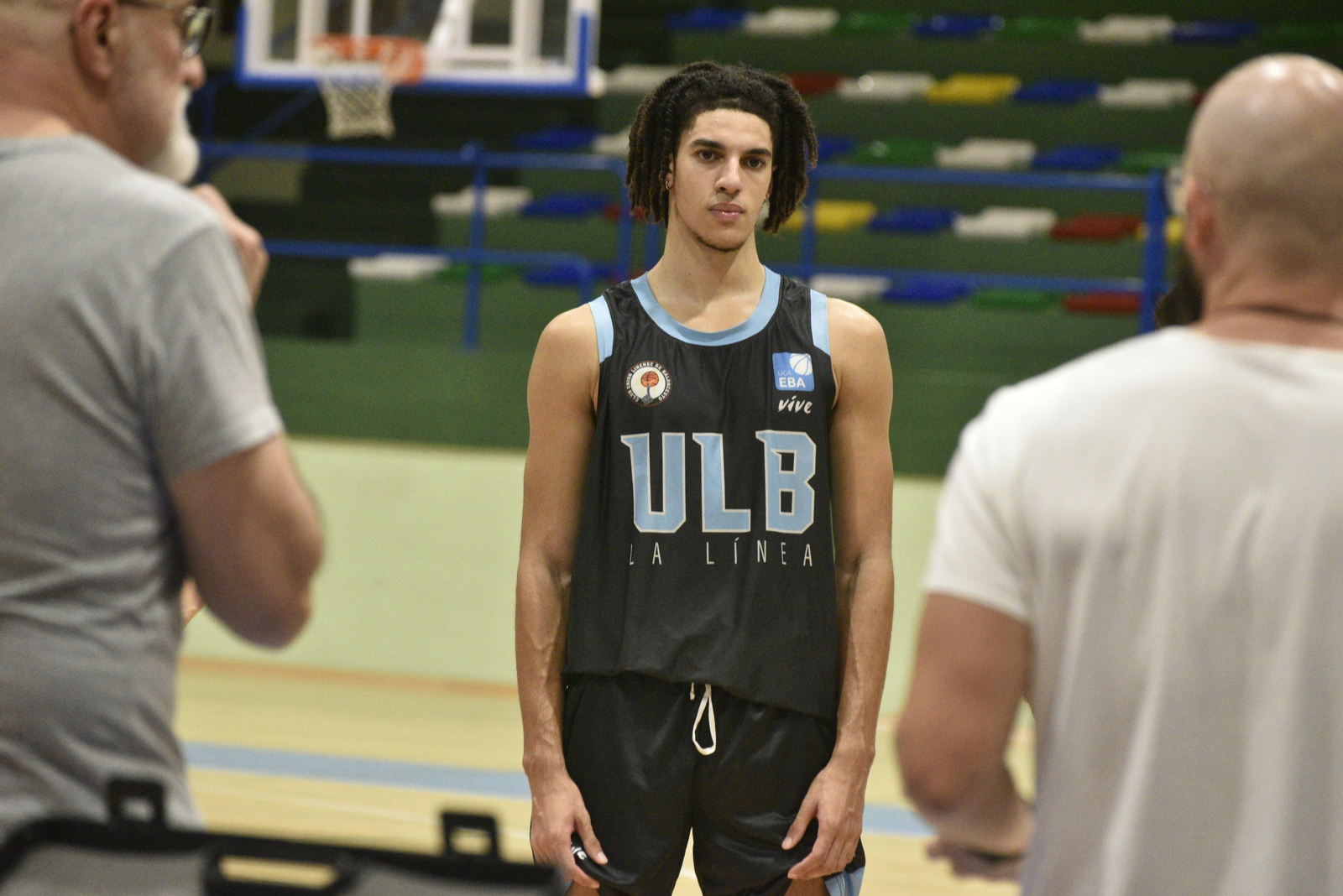 El alero de origen linense Tony Idiata