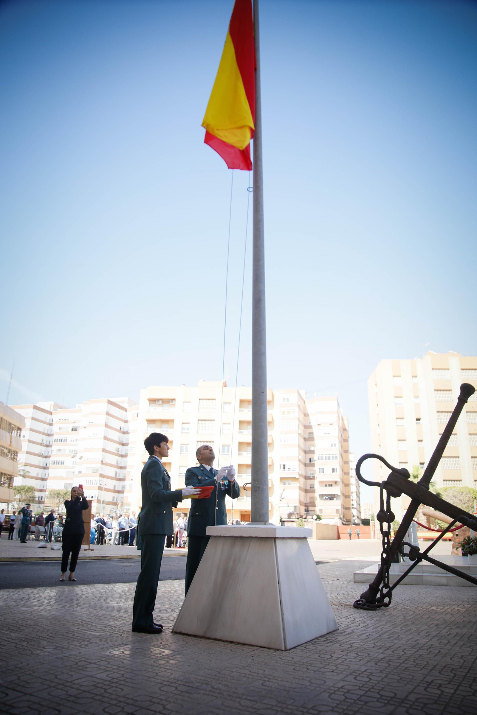 Fotogalería del 180 aniversario de la Guardia Civil.