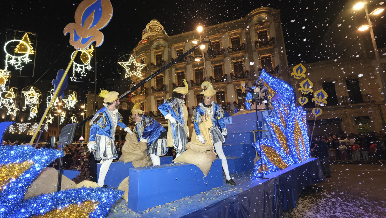 Imágenes de la Cabalgata de los Reyes Magos en Almería