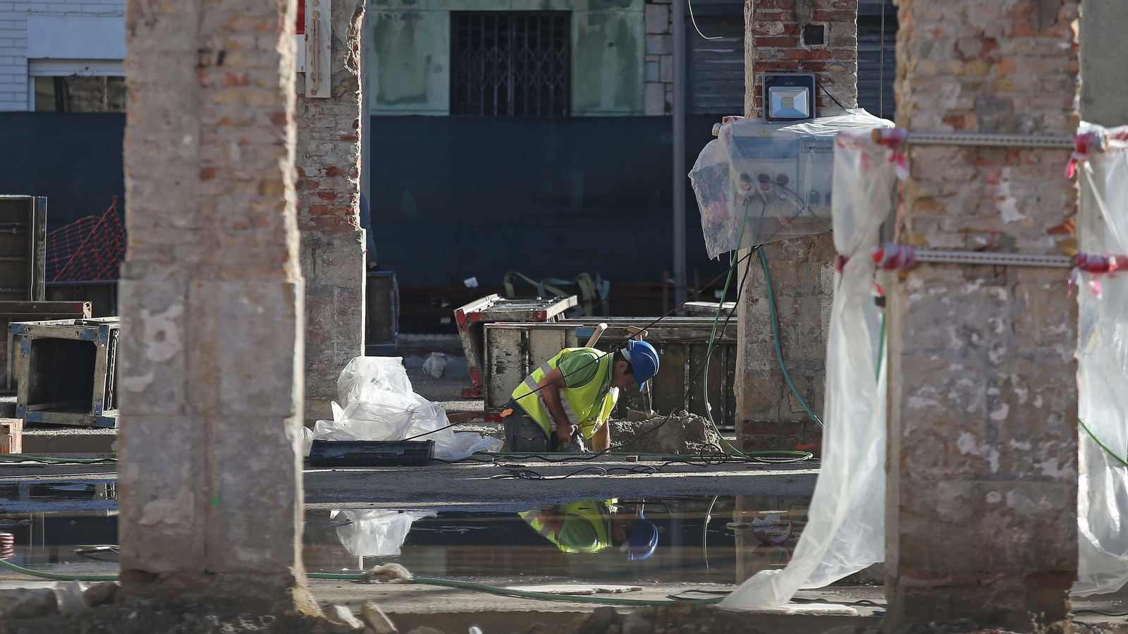Fotos de las obras del mercado de La Línea