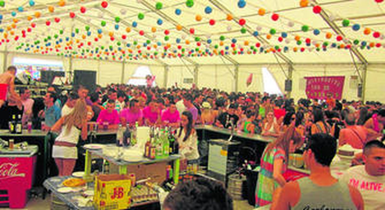 La alta participación ha sido la tónica en la feria del mediodía todos los días.