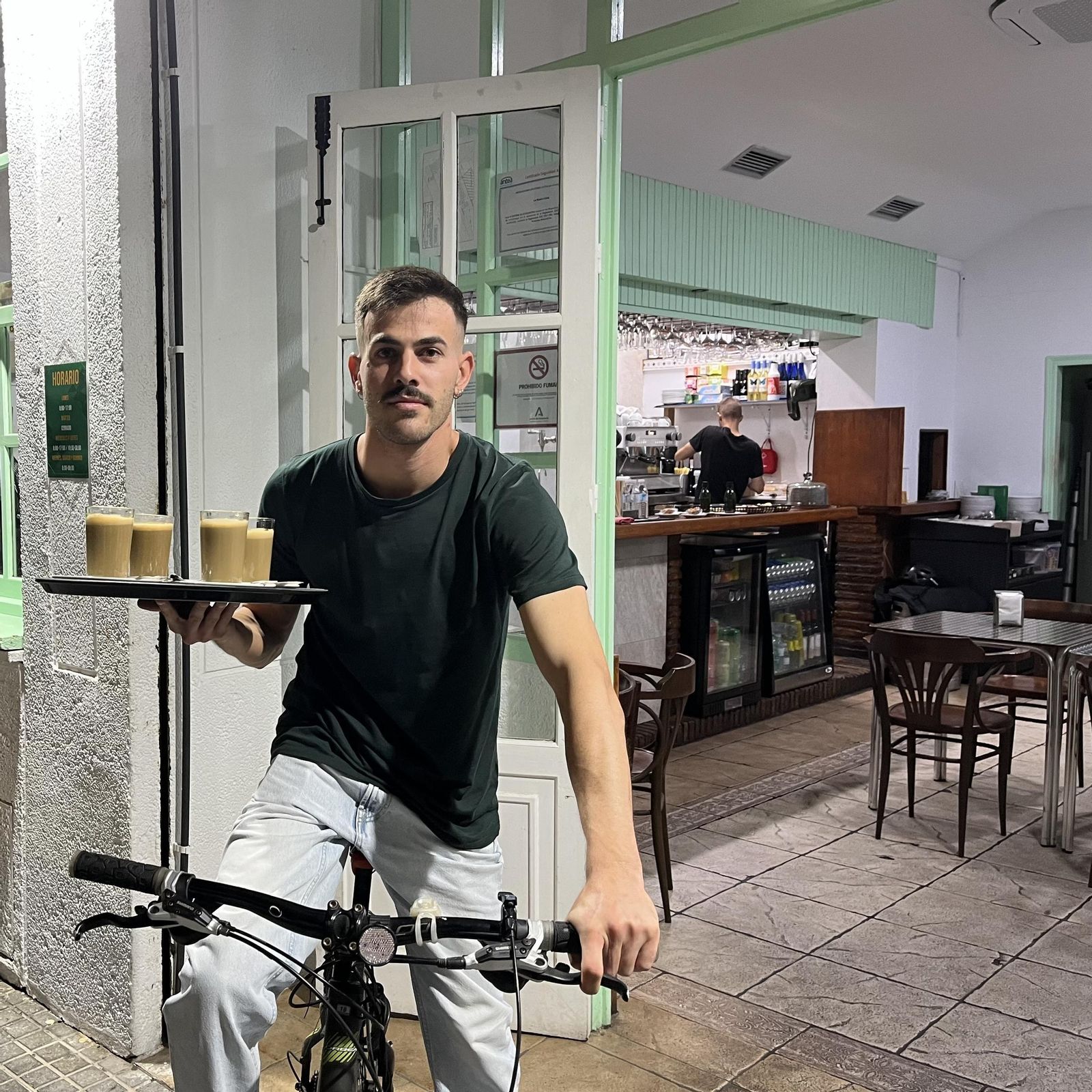 Rafael Cepeda realizando uno de sus retos