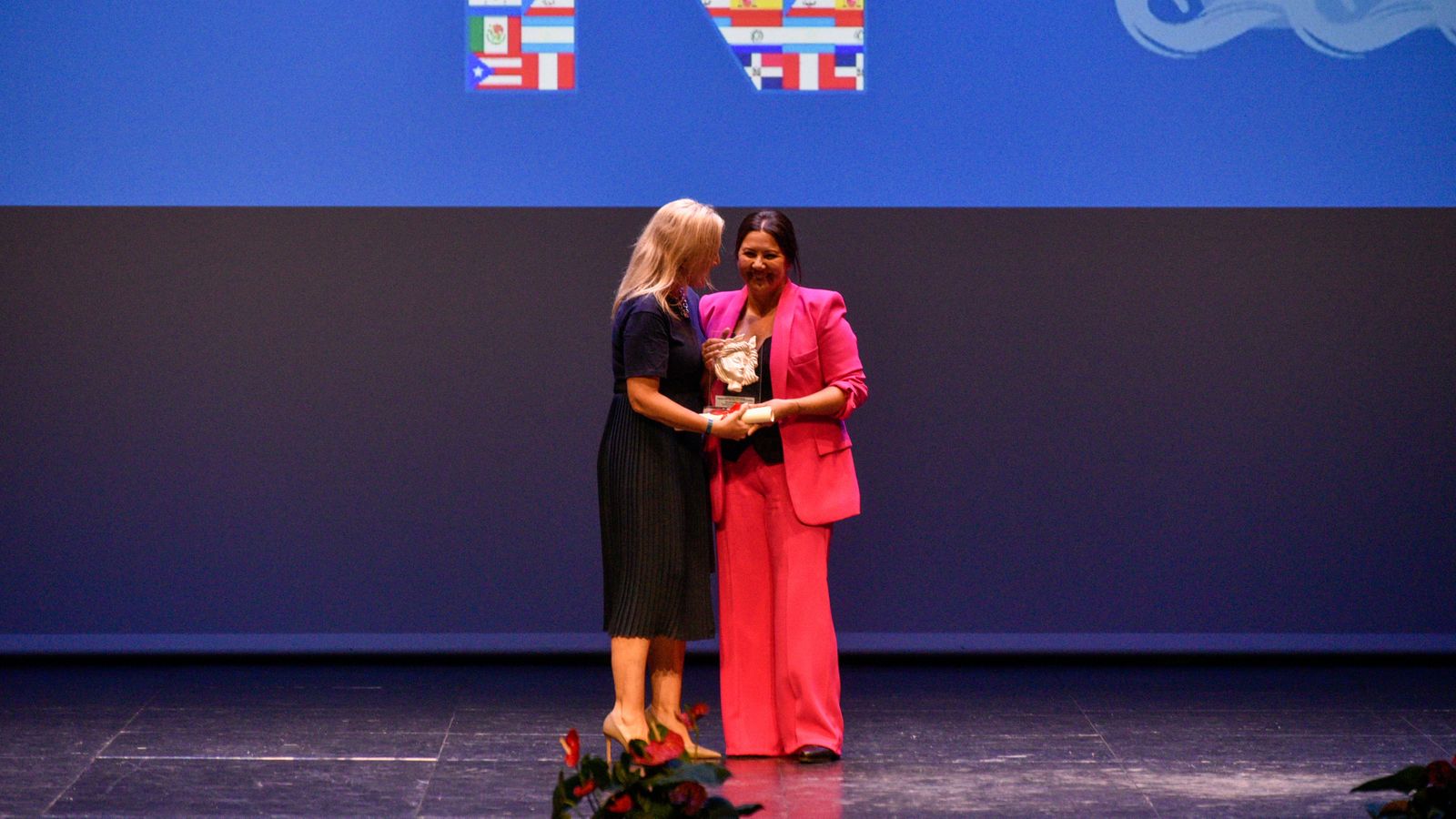 Las fotos de la II Gala de la Hispanidad premios 'Novia del Sol' a la cultura