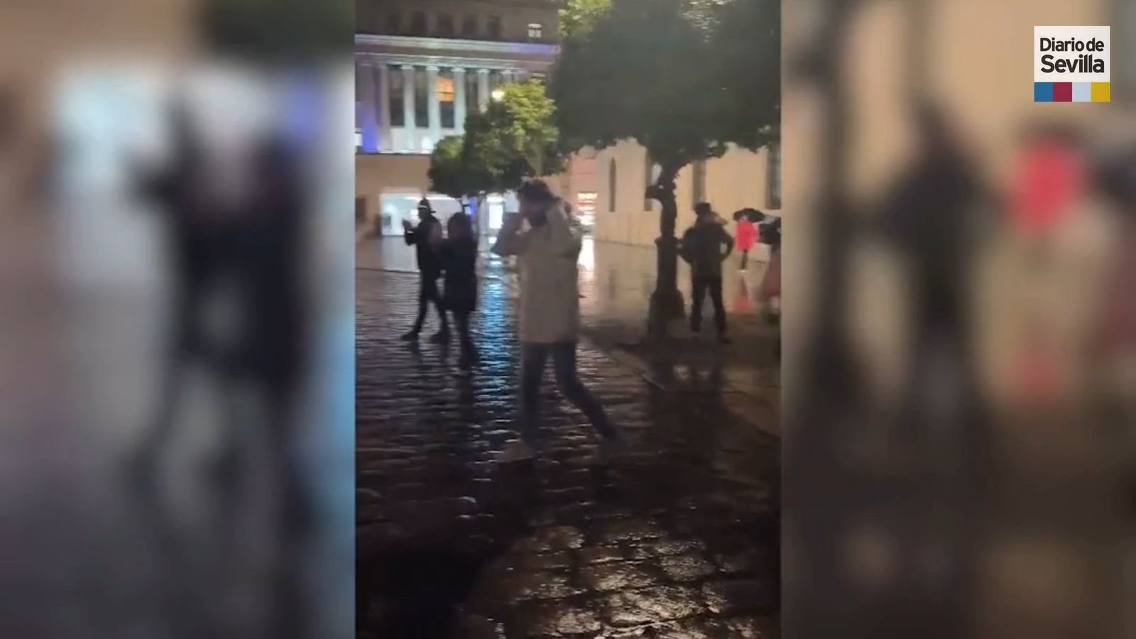 Fin del encierro sindical en el Ayuntamiento de Sevilla contra la privatización de limpieza de los colegios públicos