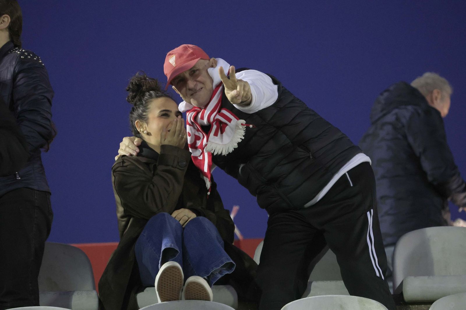Búscate en el Nuevo Mirador durante el Algeciras - Juventud Torremolinos de Primera Federación