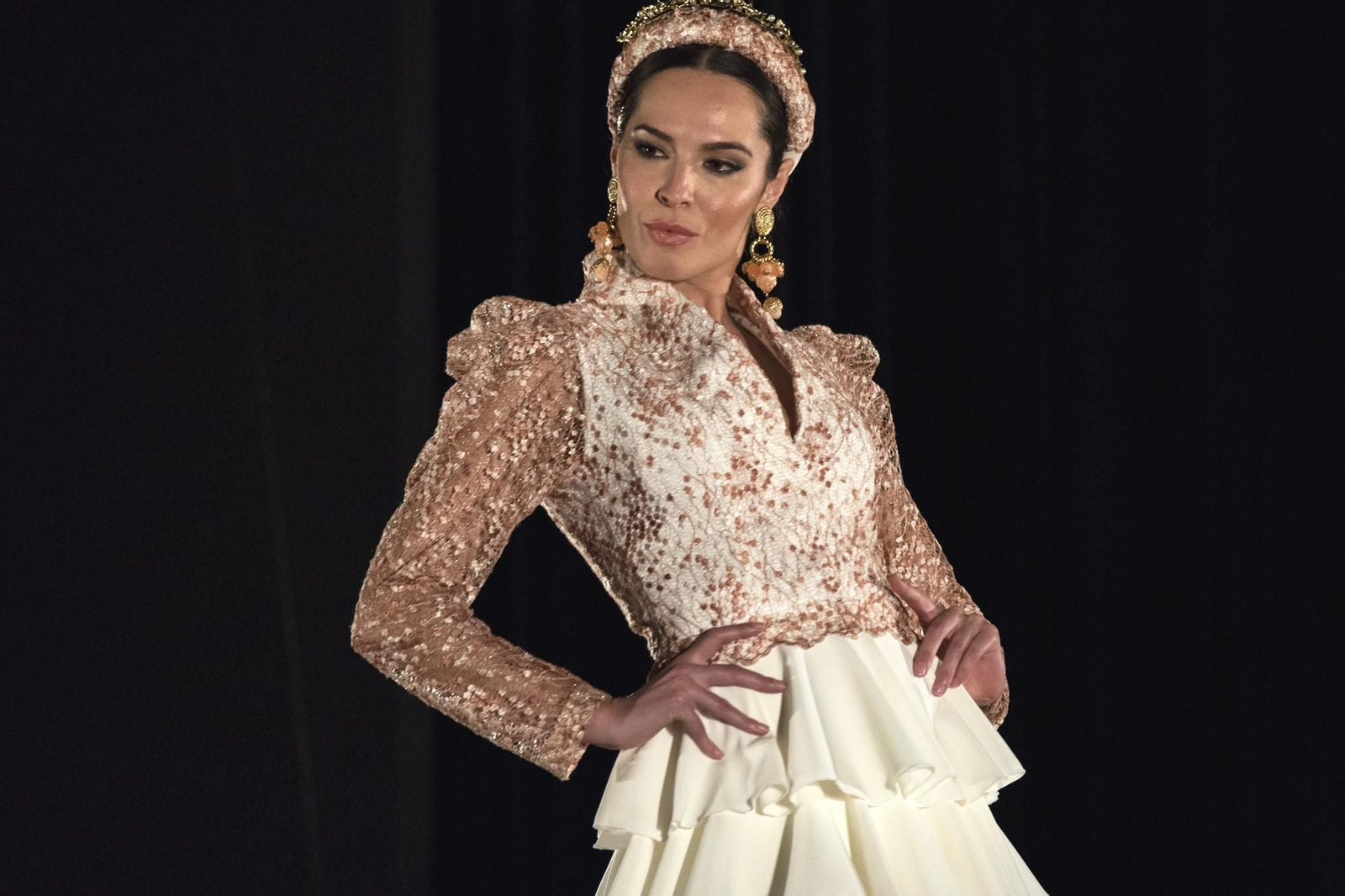 Desfile María Sanz en Pasarela Flamenca Granada