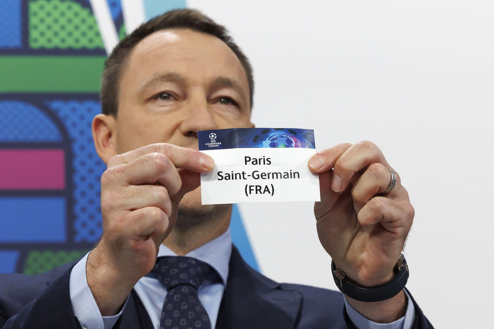 Las fotos de los sorteos europeos con el Betis en la Conference