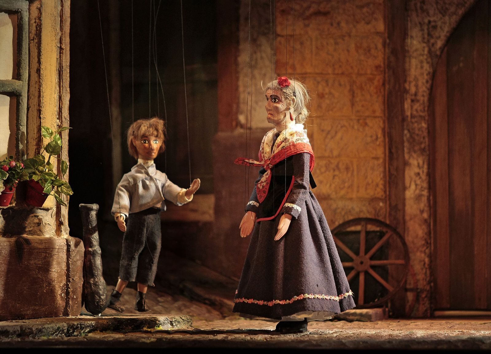 Batillo y la Tía Norica, los dos personajes más populares de los históricos títeres gaditanos.