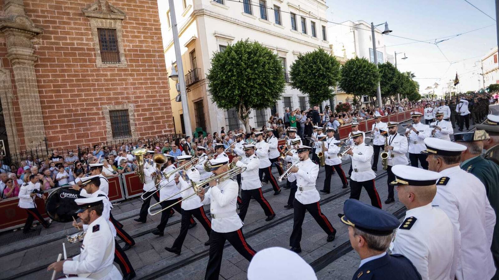Desfile del 24 de Septiembre en San Fernando.