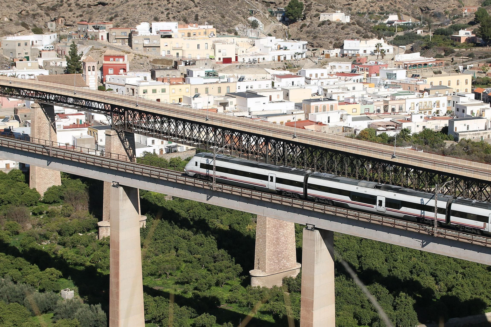 Santa Fe de Mondújar