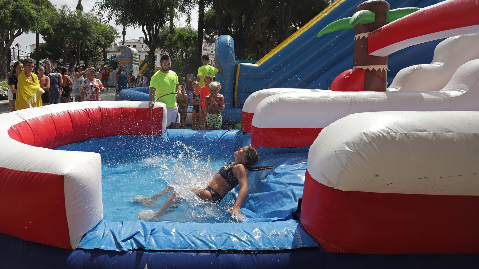 Fotos de la Fiesta del Agua en San Roque