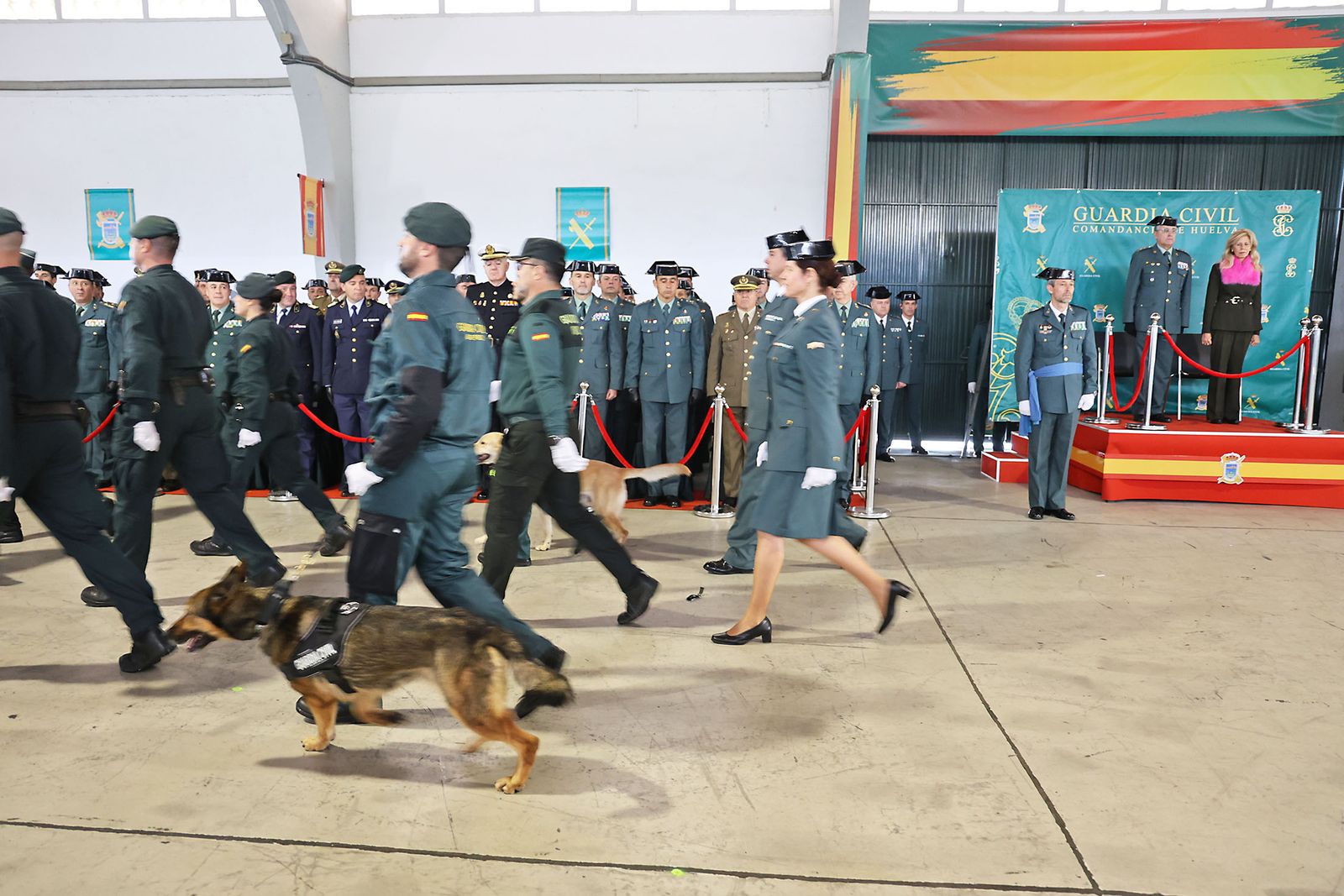 Imágenes de la jura del cargo de Julio Serrano Checa como Jefe de la Comandancia de la Guardia Civil de Huelva