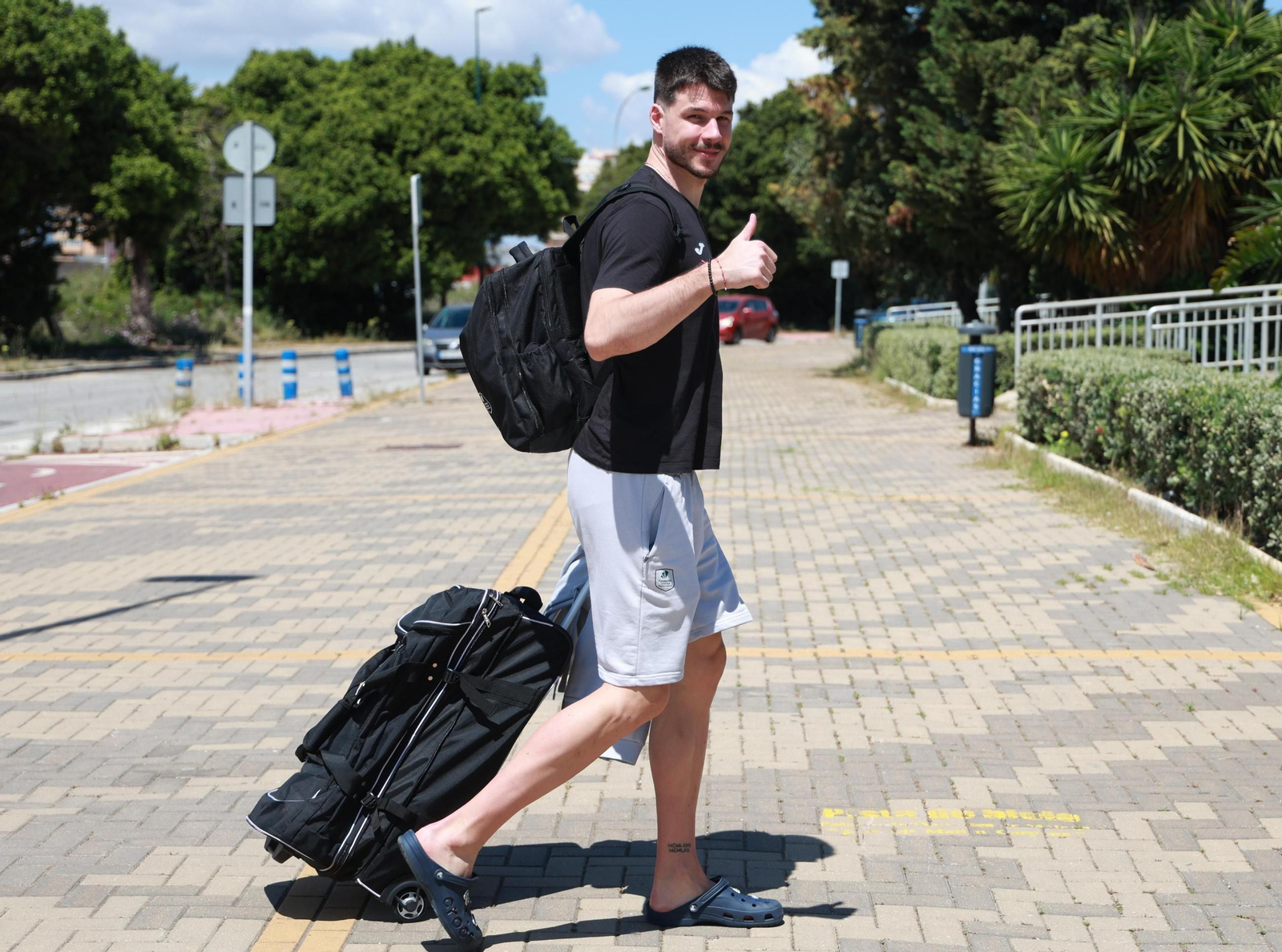 La salida del Unicaja a la Final Four de Atenas, en fotos