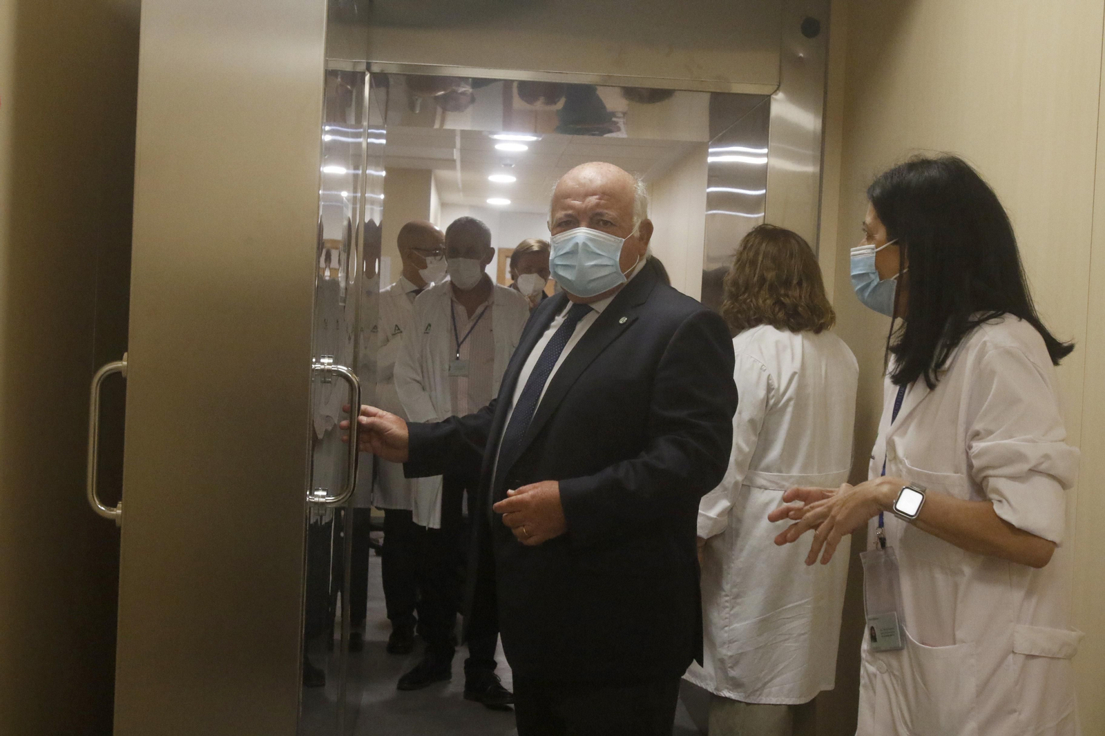 Visita el Hospital de Día de Infecciosos y el nuevo Acelerador Lineal de Electrones de Córdoba