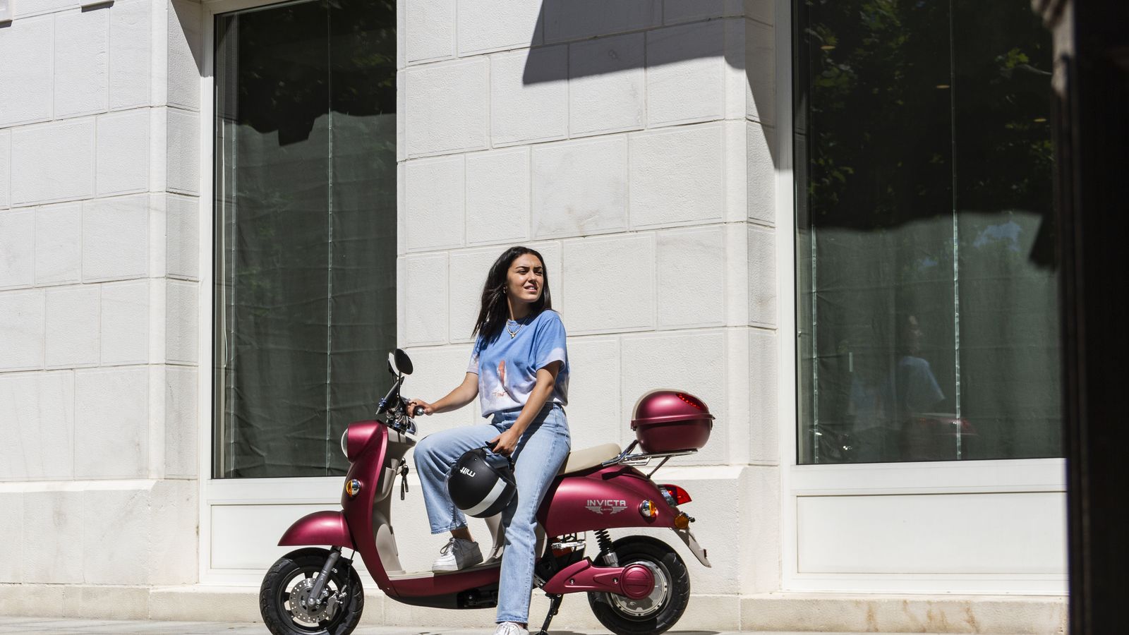 El Sanlúcar quiere conquistar al público femenino con sus formas más redondeadas.