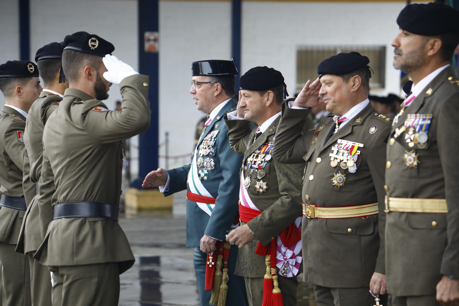 El desfile militar de la Brigada de Córdoba por la festividad de la Inmaculada, en imágenes El desfile militar de la Brigada de Córdoba por la festividad de la Inmaculada, en imágenes