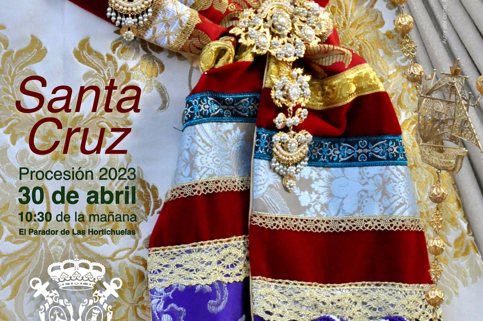 Vista parcial del cartel de la celebración de la Santa Cruz en El Parador.