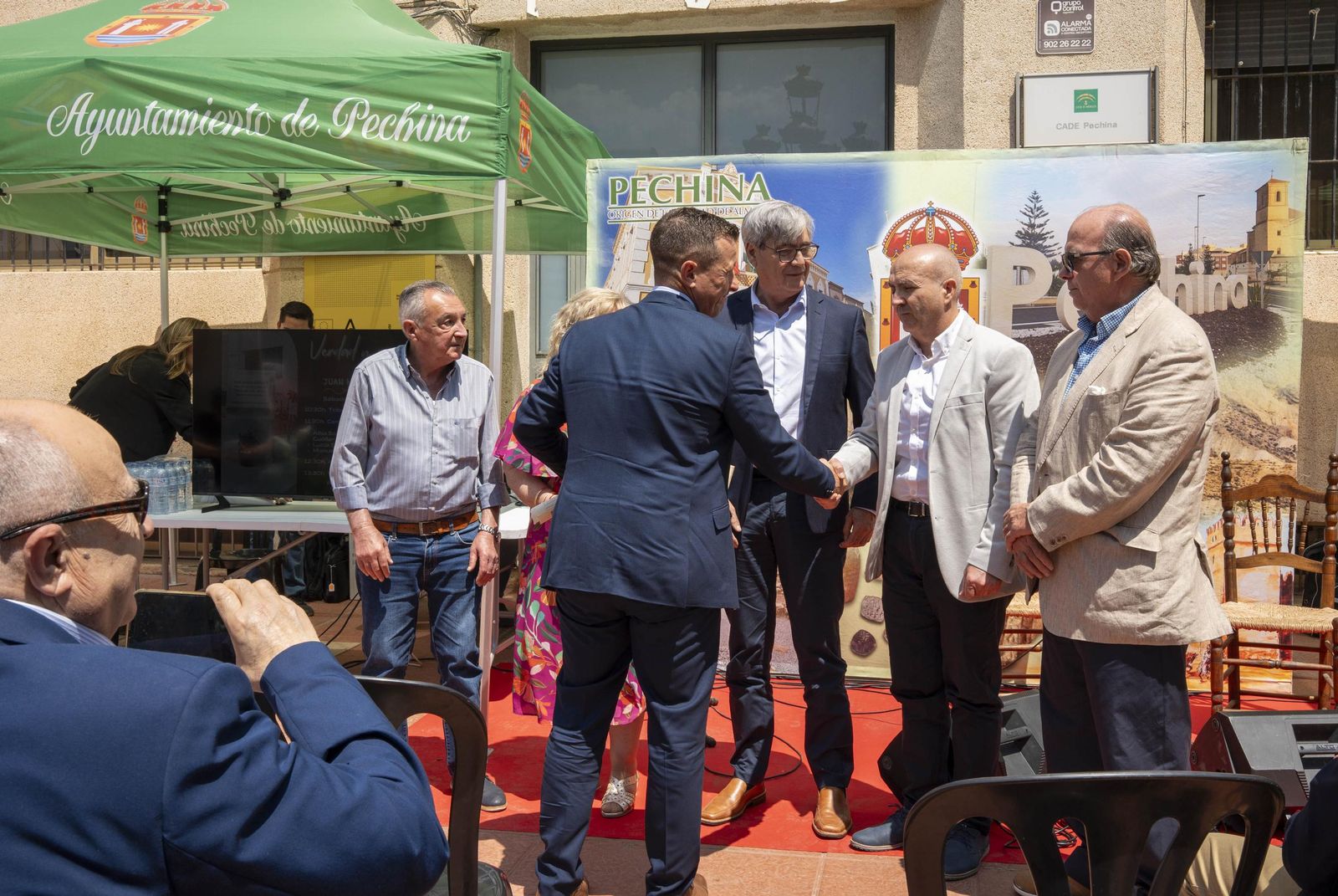 Las imágenes del homenaje a Juan Mañas, víctima del caso Almería