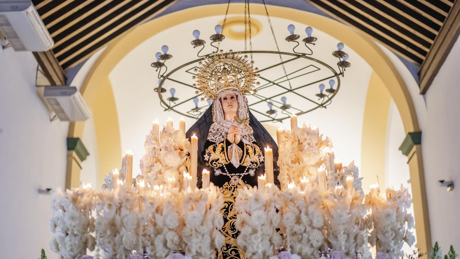 El Viernes Santo en la Semana Santa de Roquetas de Mar 2025
