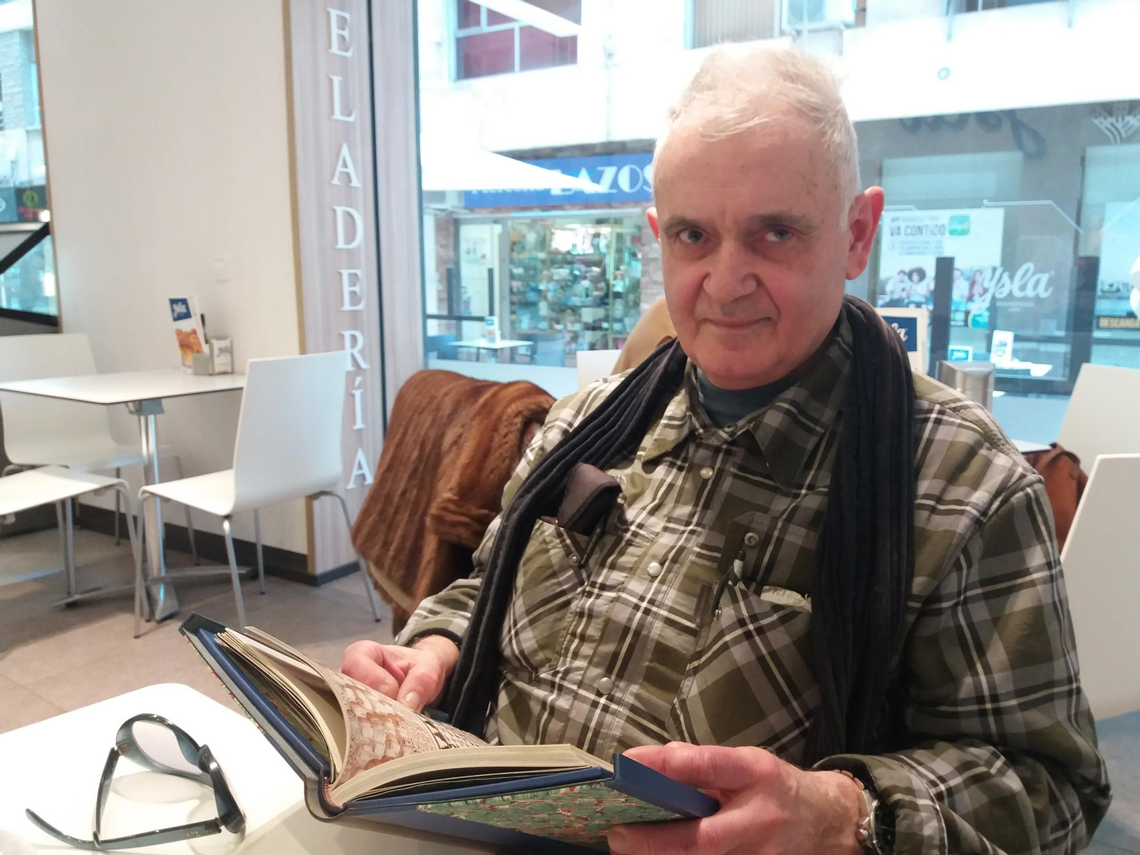 Las mil caras de José Miguel Castillo Higueras, el exconcejal de Granada muerto tras un atraco en la calle