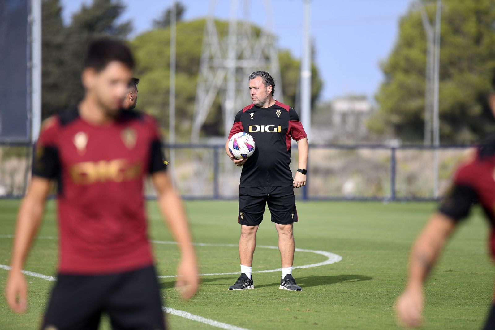 Sergio González en el entrenamiento de este jueves en El Rosal.