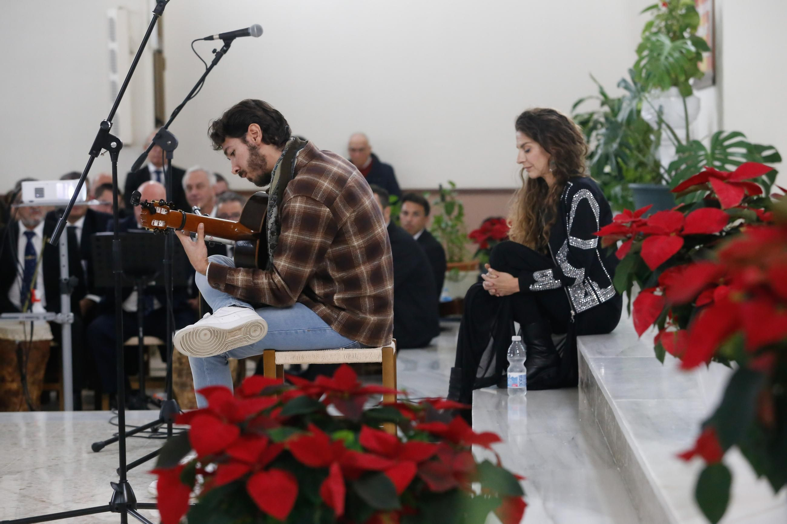 Las fotos del homenaje al padre Pedro por sus 50 años de entrega absoluta a la Piñera