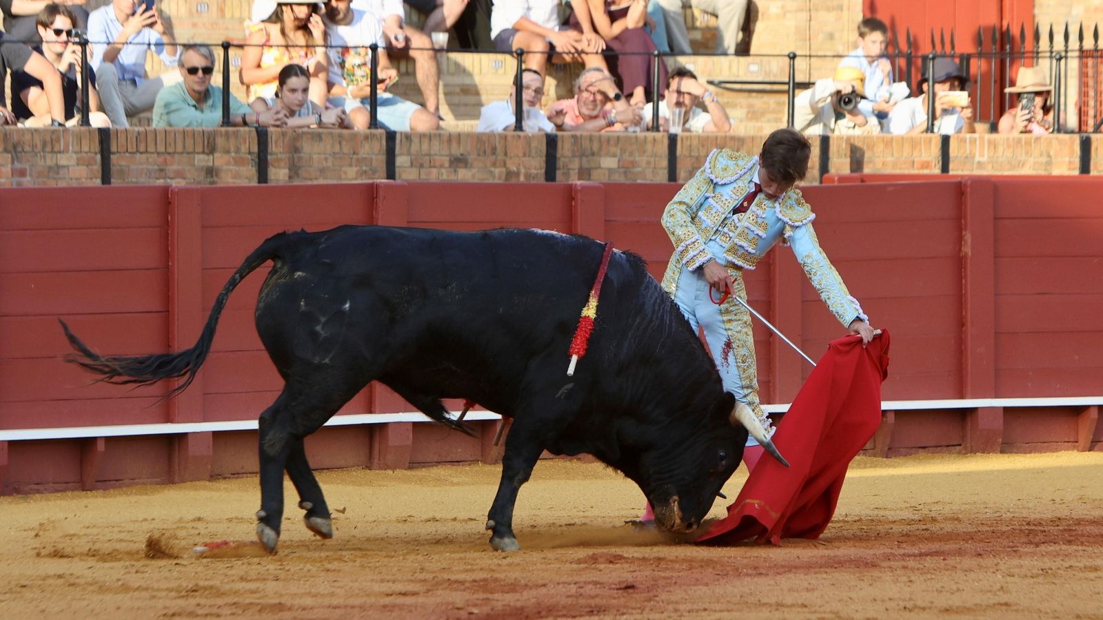 Javier Zulueta estrelló sus buenas formas con un lote vacío de todo. Javier Zulueta estrelló sus buenas formas con un lote vacío de todo.