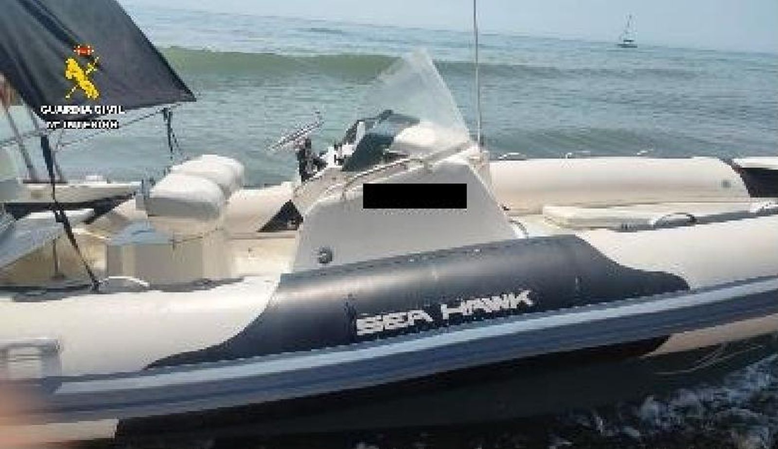 Una de las embarcaciones aprehendidas por la Guardia Civil