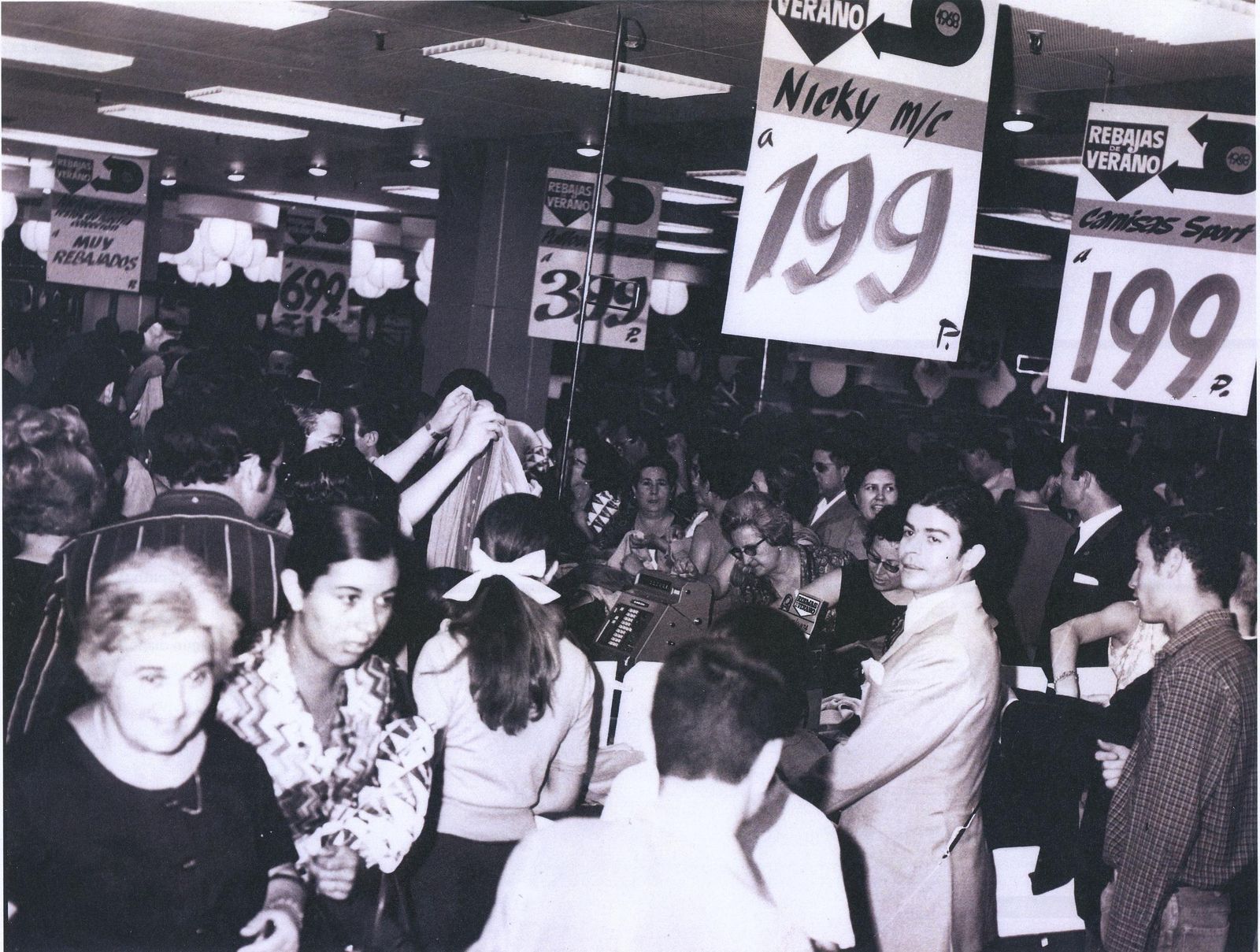Las primera rebajas de 1968.