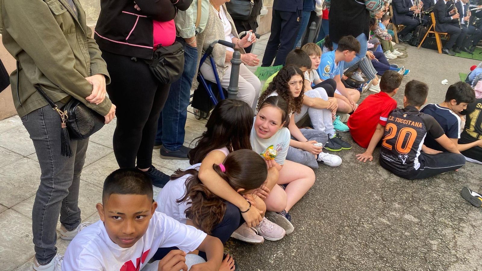 Una iniciativa para tener calles seguras libres de tráfico junto a los colegios en Jaén