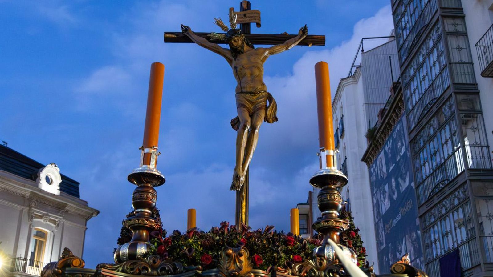 Los jiennenses se recrean con la cofradía de los Estudiantes un nuevo Lunes Santo