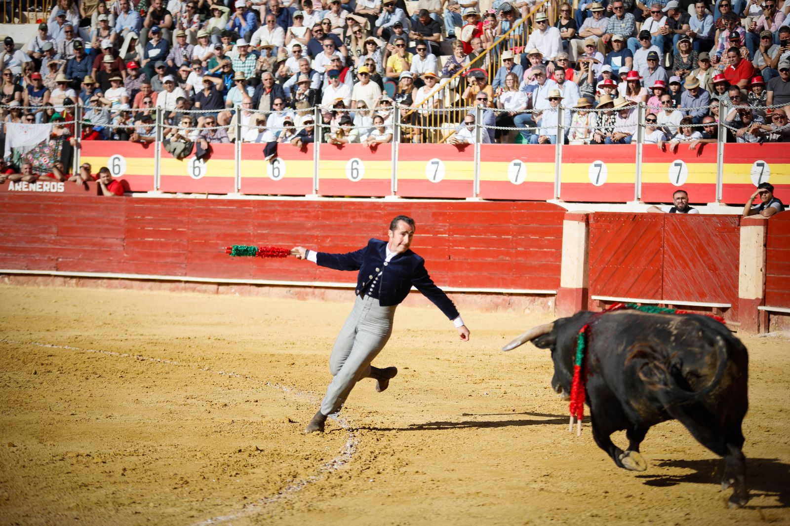 Imágenes del festival mixto lucha contra el cáncer