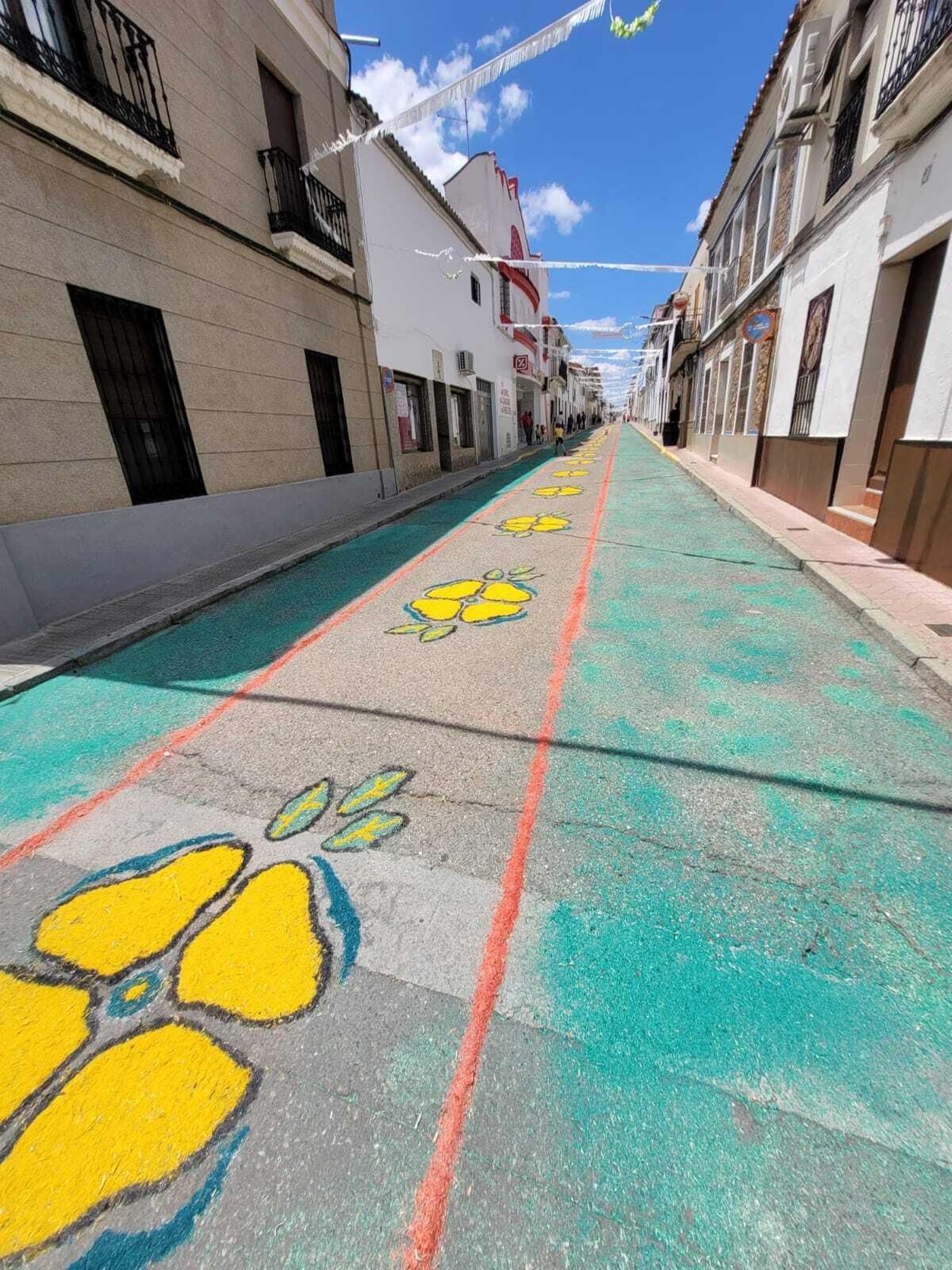 Un recorrido en imágenes por las coloridas alfombras del Corpus en Valenzuela, Belmez y Carcabuey