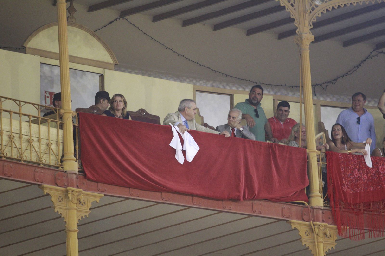 Imágenes de la corrida de toros del jueves en la Feria de Almería 2024