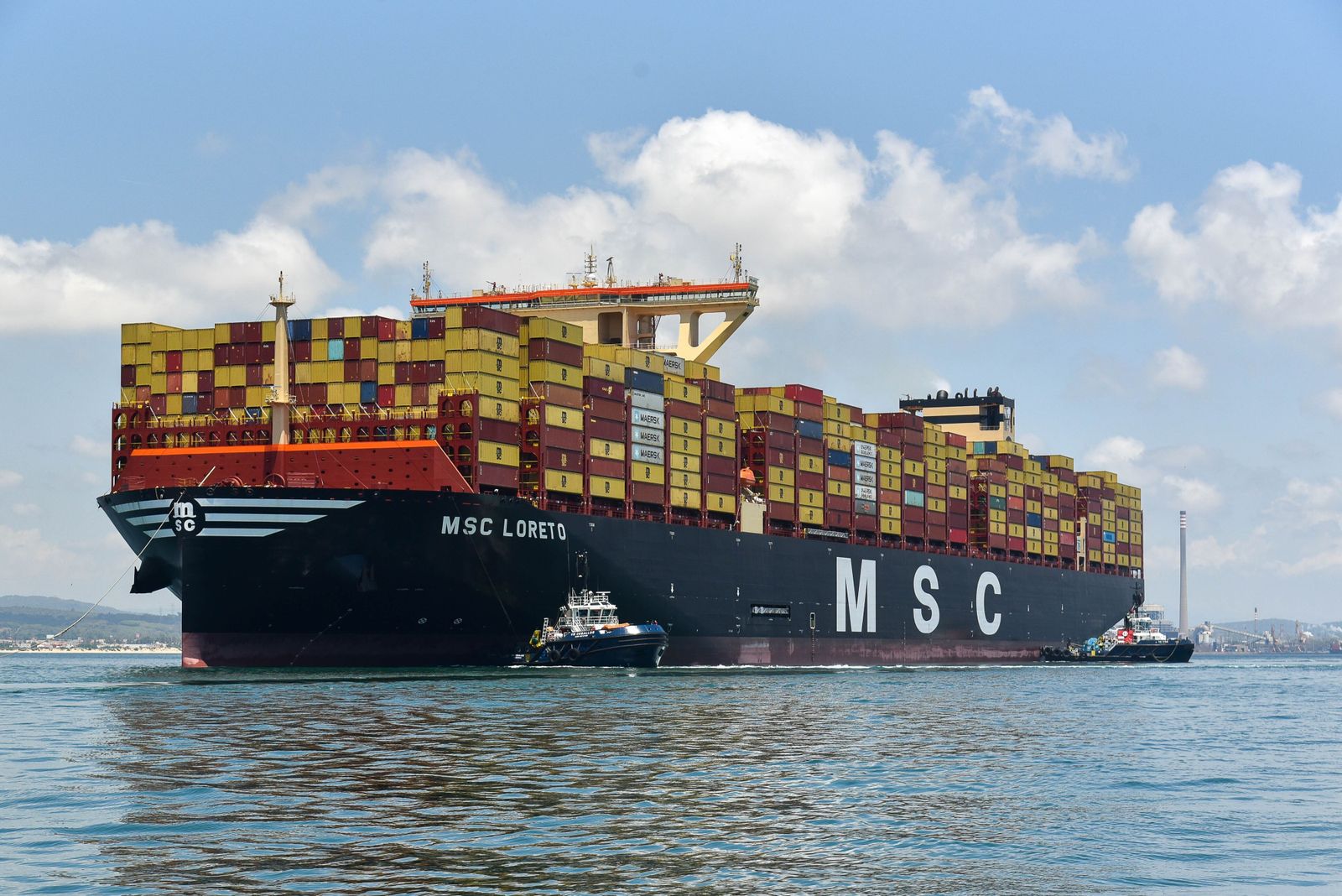El ‘MSC Loreto’, el  portacontenedores  más grande del  mundo, en Algeciras