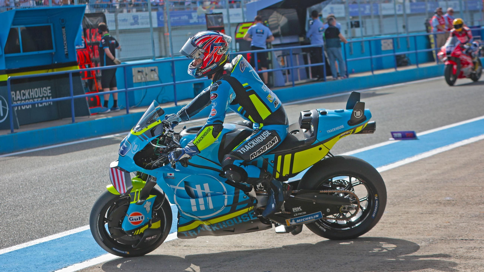 Imágenes de boxes en los entrenamientos del Viernes de MotoGP en Jerez