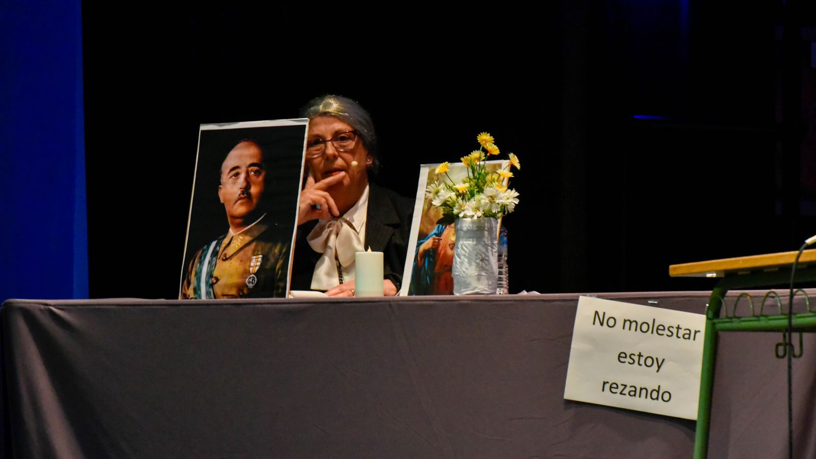 Las fotos de Generación EGB en La Línea a cargo de Las Chicas de Oro de Canonja