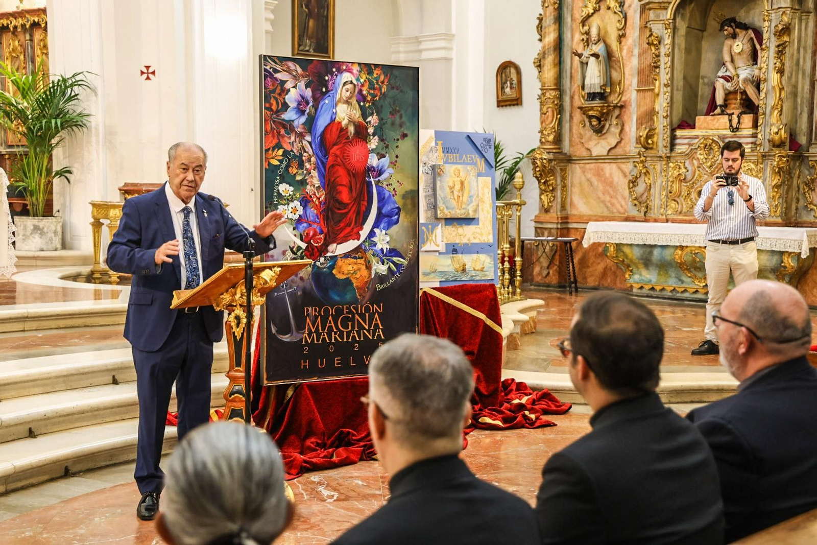 Imágenes de la presentación jubilar Magna Mariana en la Catedral de La Merced