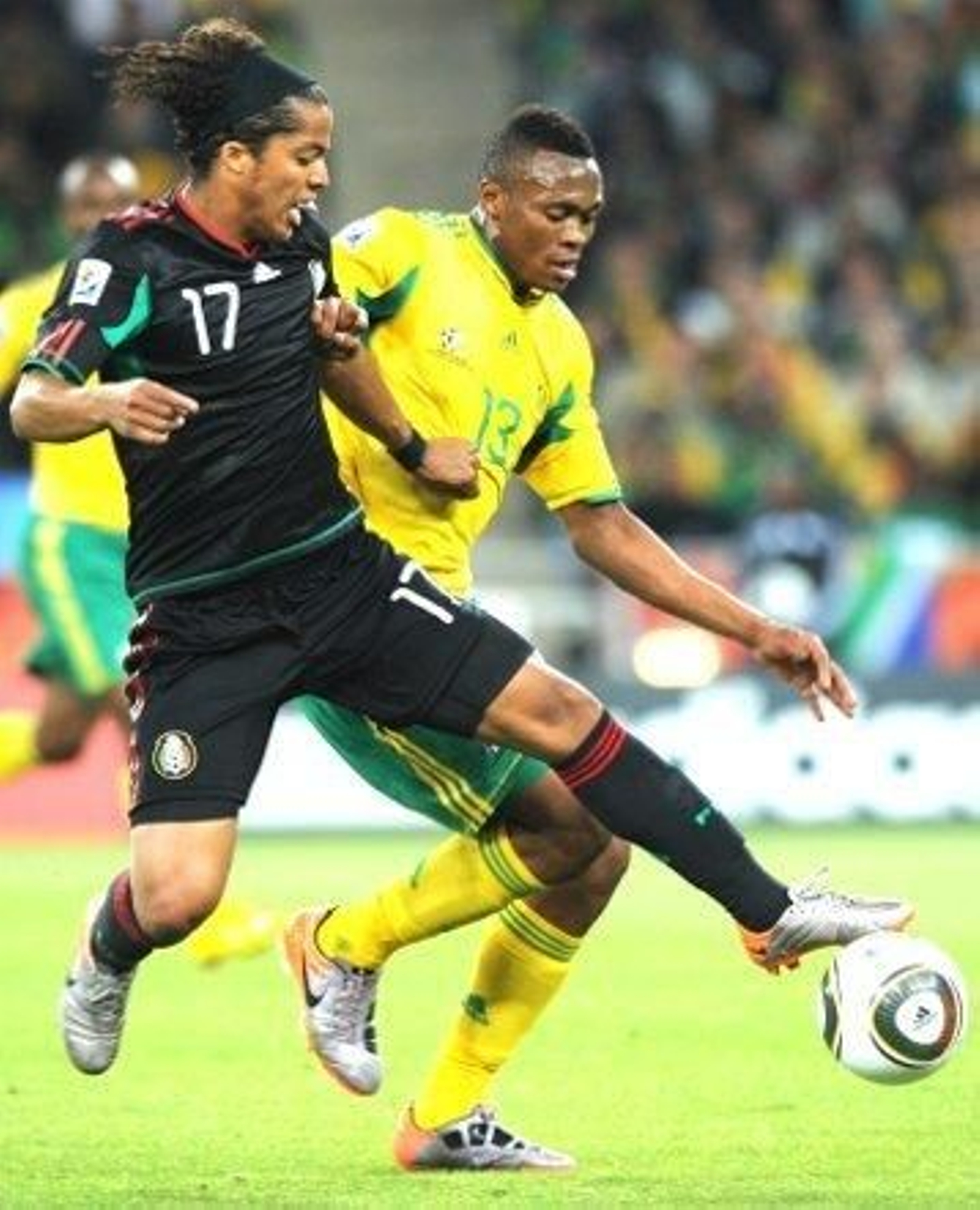 Dos Santos, el único destello azteca