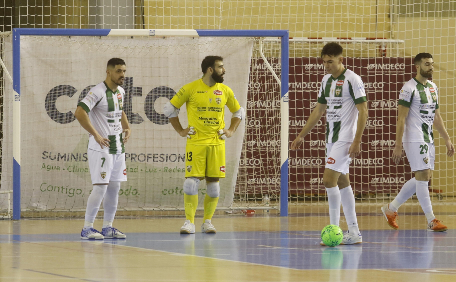 Las fotografías del empate entre el Córdoba Futsal y el Industrias Santa Coloma