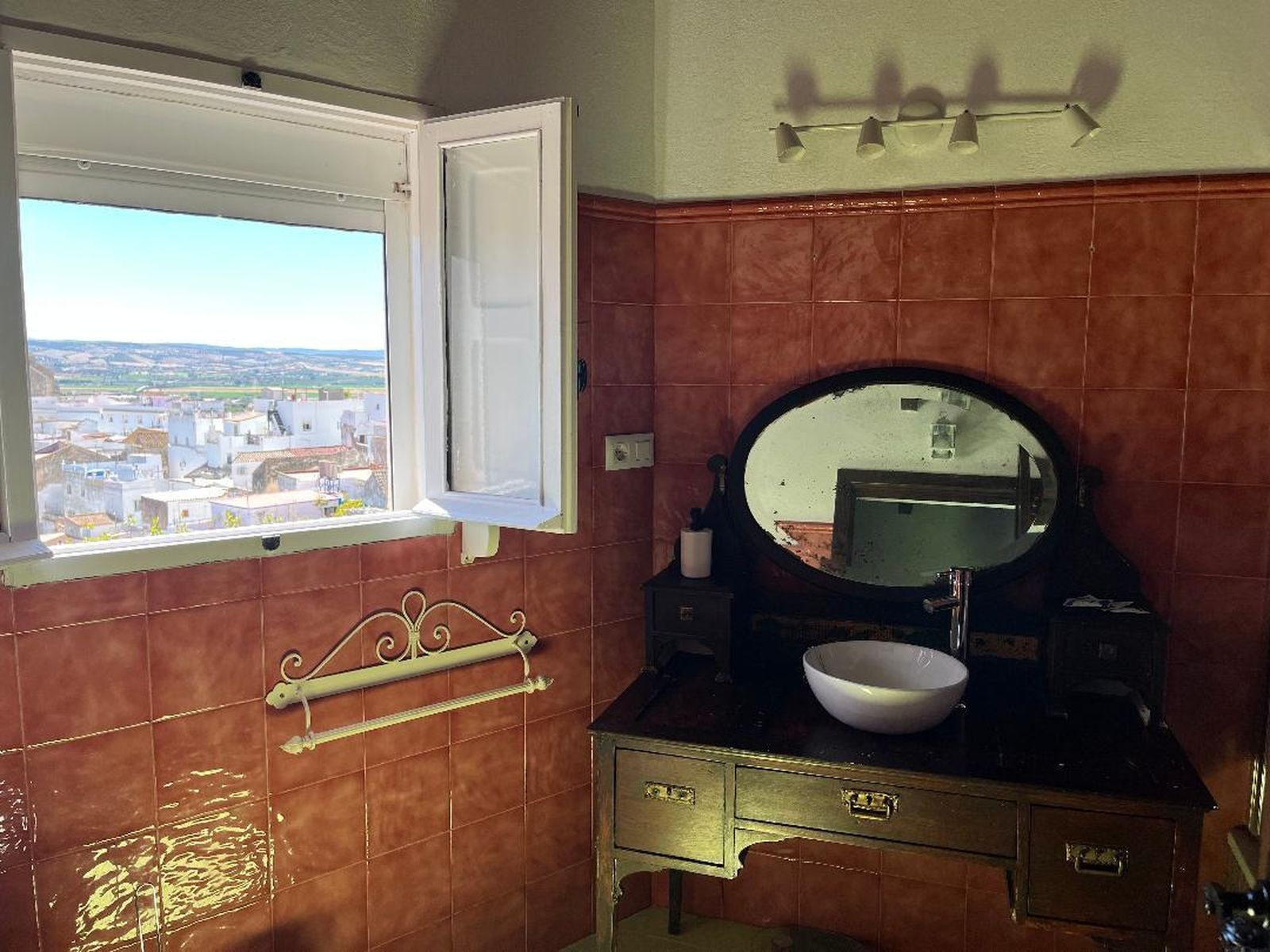 Imágenes de la casa de Lorenzo Perdiones y María Luisa Lavado